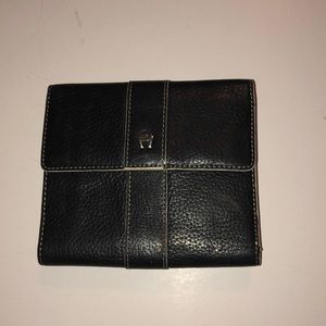 Black short wallet